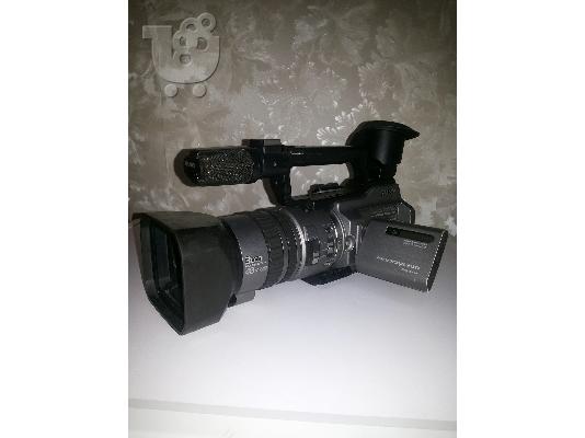 PoulaTo: Full foto-video equipment